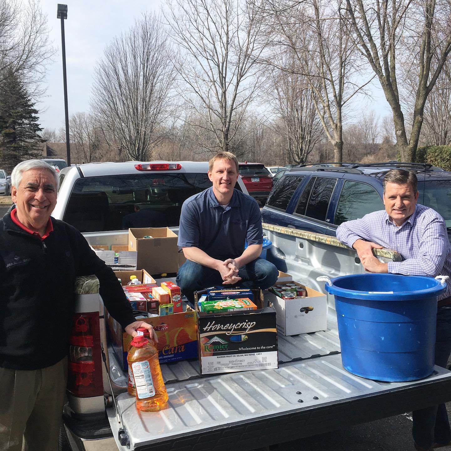 Lake Elmo Food drive
