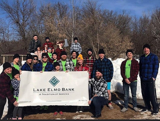 Picture of all the lake elmo bank employees that jumped in the water for Polar Plung